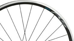 Shimano WH-RS100-CL Laufradsatz -Fahrradzubehör 255238