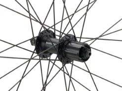 Urban Acera V-Brake DT Swiss 535 28" Laufradsatz -Fahrradzubehör 396793